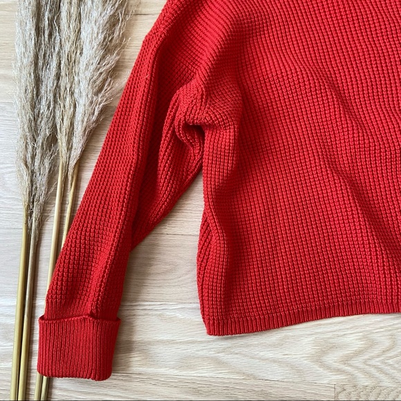 SOLD | French Connection | Red Waffle Knit Pullover Sweater | Size Medium - Picture 8 of 11